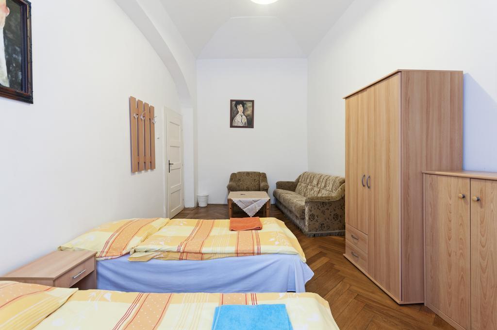 براغ Gallery Hostel المظهر الخارجي الصورة