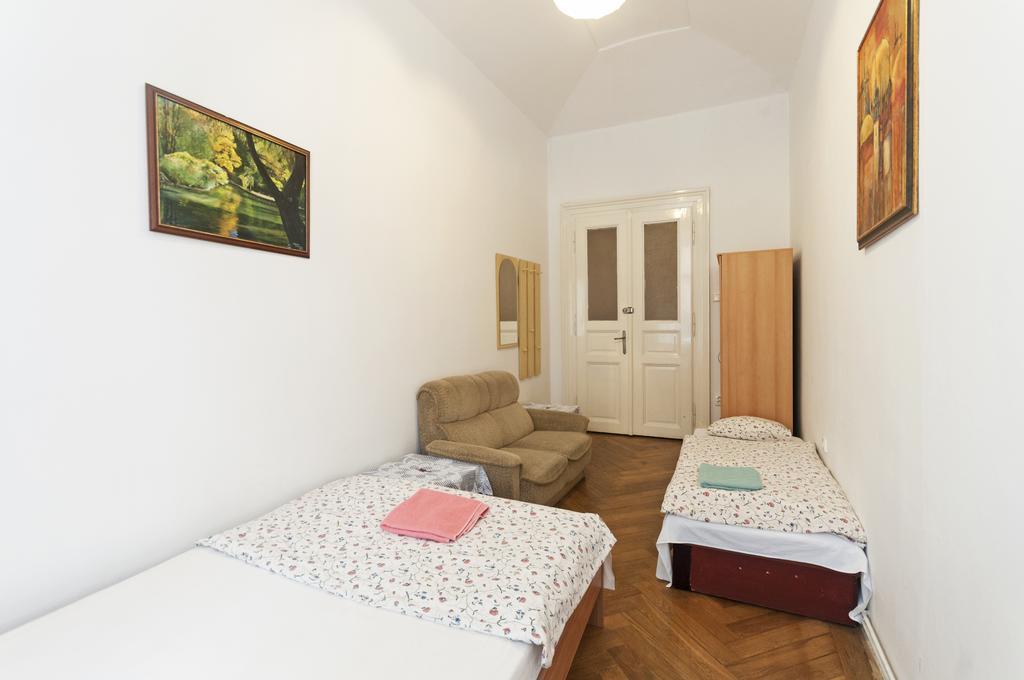 براغ Gallery Hostel المظهر الخارجي الصورة